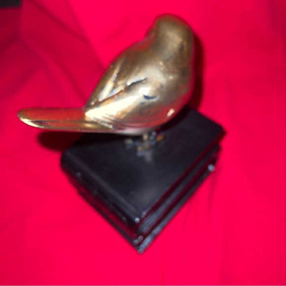 Decor  NWT - Picture 2 of 2